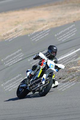 media/Feb-05-2023-Classic Track Day (Sun) [[c35aca4a42]]/Group 2/session 1 turn 9/